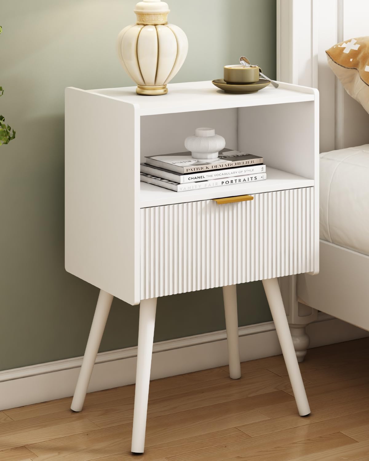 Nightstand,Modern Bedside Table with Storage Drawer and Open Wood Shelf, for Living Room, Bedroom and Small Spaces, Accent Night Stand with Solid Wood Legs, Easy Assembly,Walnut Brown