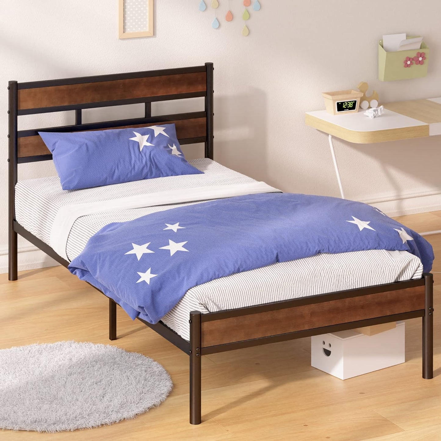 ZINUS Kai Bamboo and Metal Platform Bed Frame with Headboard, No Box Spring Needed, Easy Assembly, Full, Brown